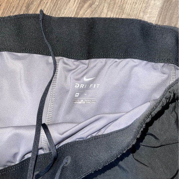 Nike Woman's Running Shorts - Picture 3 of 3